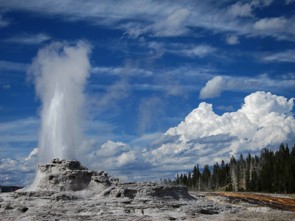 Yellowstone 2.jpg