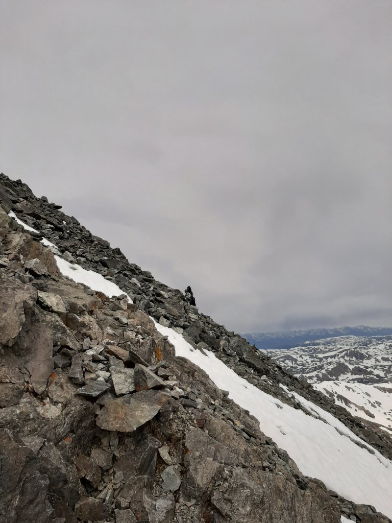 Almost to summit, on kelso ridge, looking west. 06/13/20