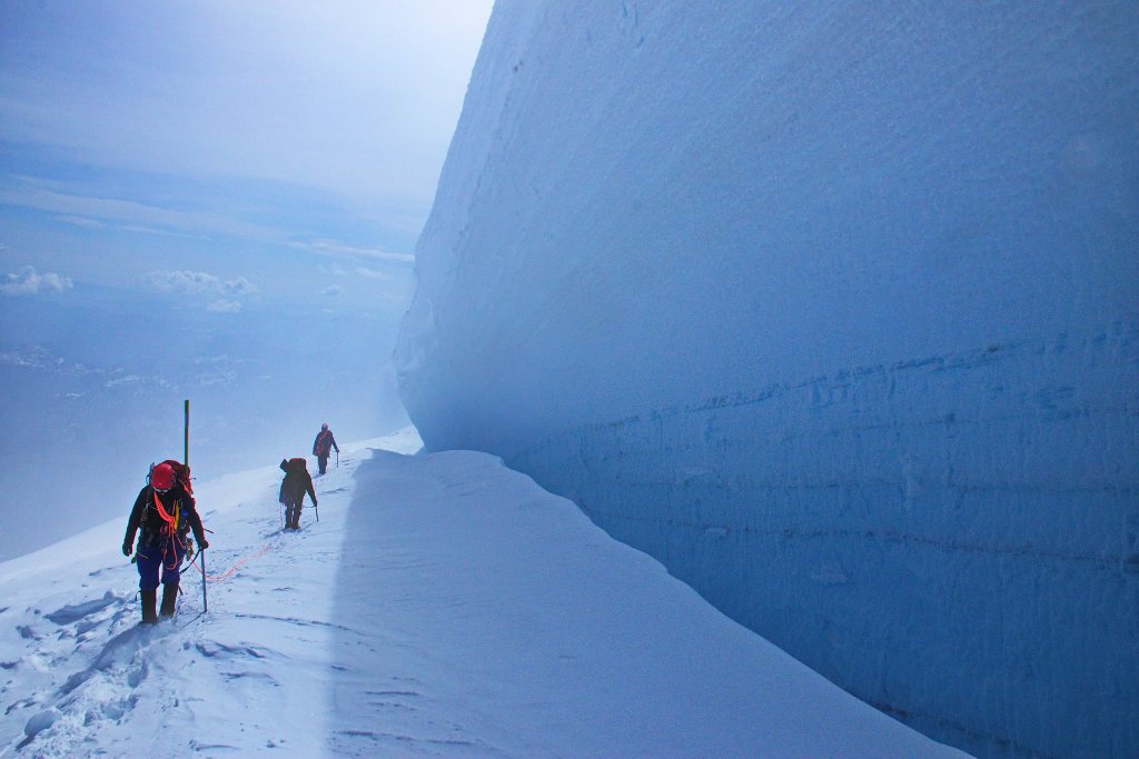 rainier_no_fog.jpg