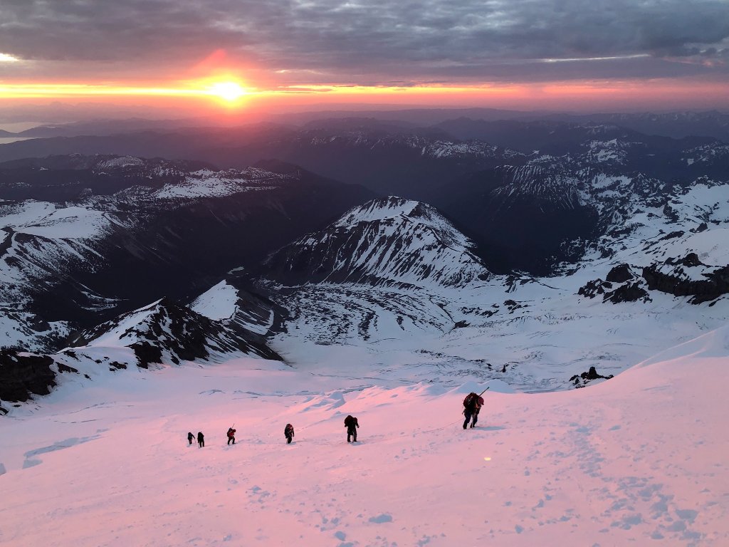 RainierSunrise.jpg