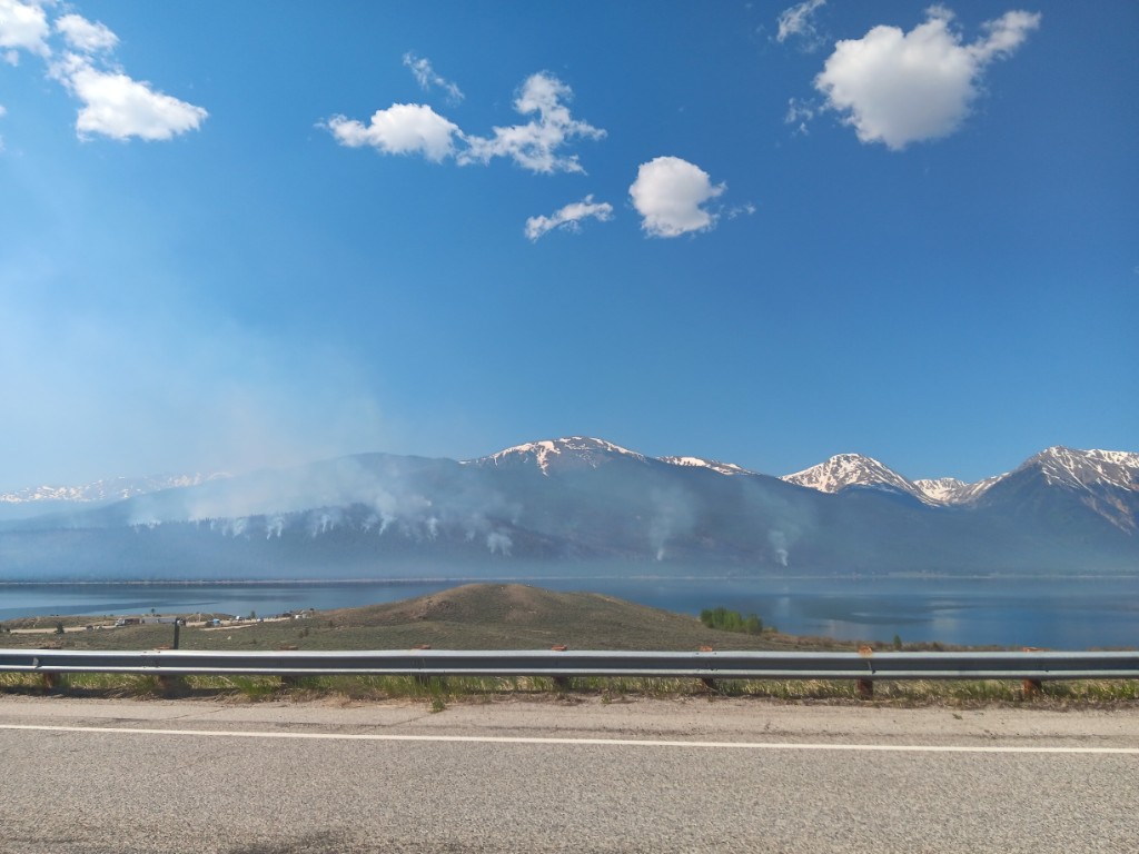Twin lakes fire